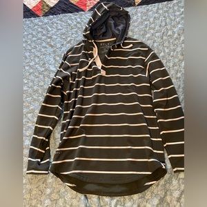 Bylt hooded Henley size large